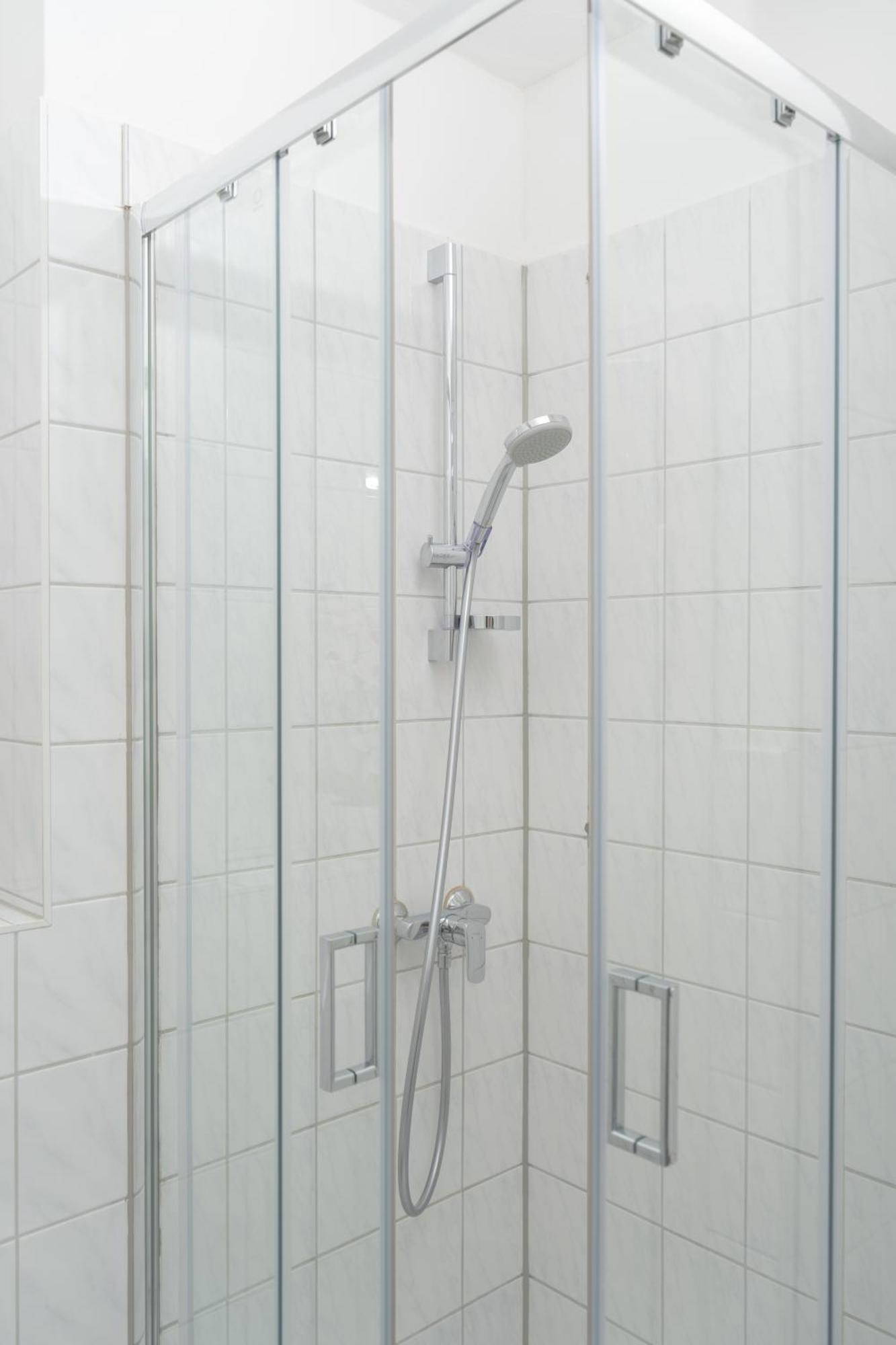 Stilvolles Apartment Mit Festungsblick Im Zentrum Кенігштайн-ан-дер-Ельбе Екстер'єр фото